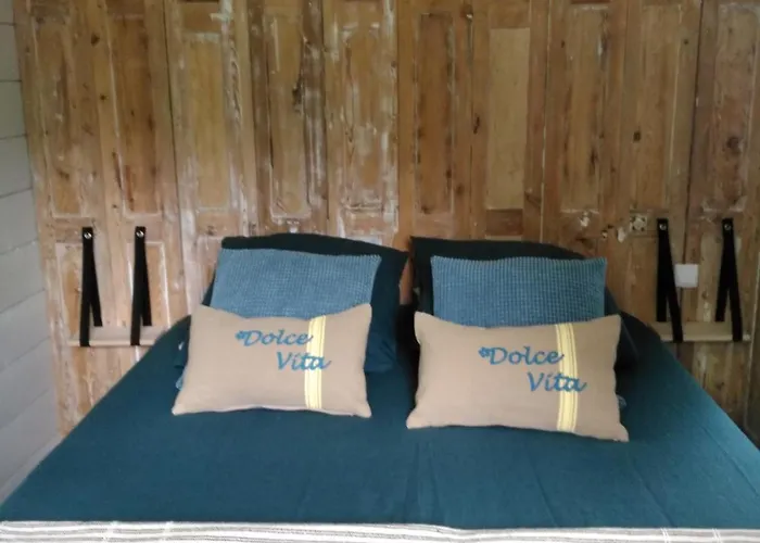 Apartament O Grenier De L'artiste *