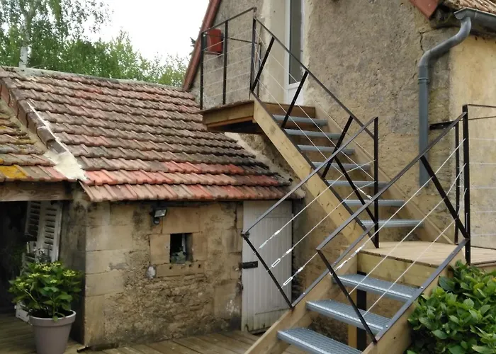 Apartament O Grenier De L'artiste *