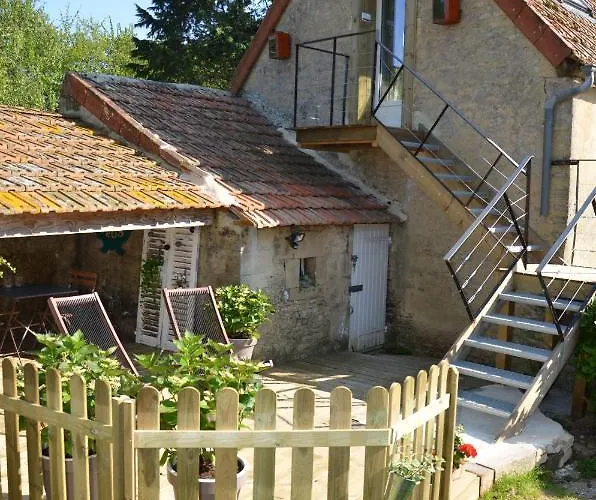 Apartament O Grenier De L'artiste