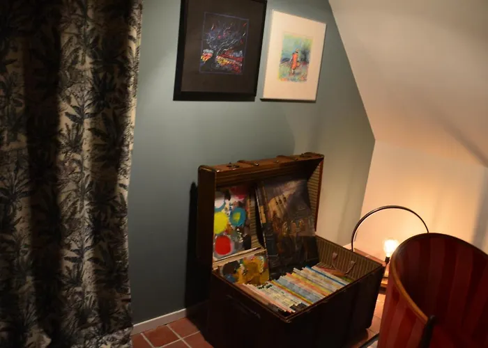 O Grenier De L'artiste Bazenville